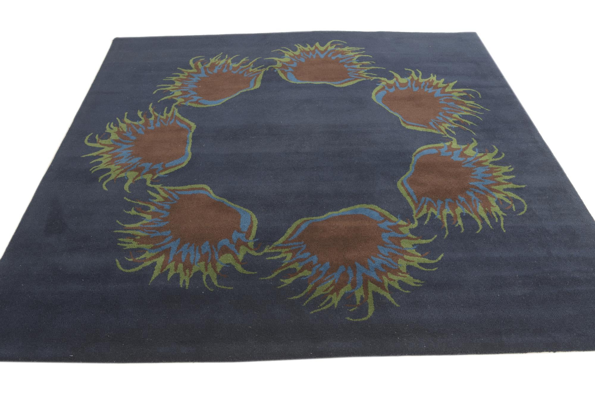 7' 6 x 7' 7 Luna Square Rug