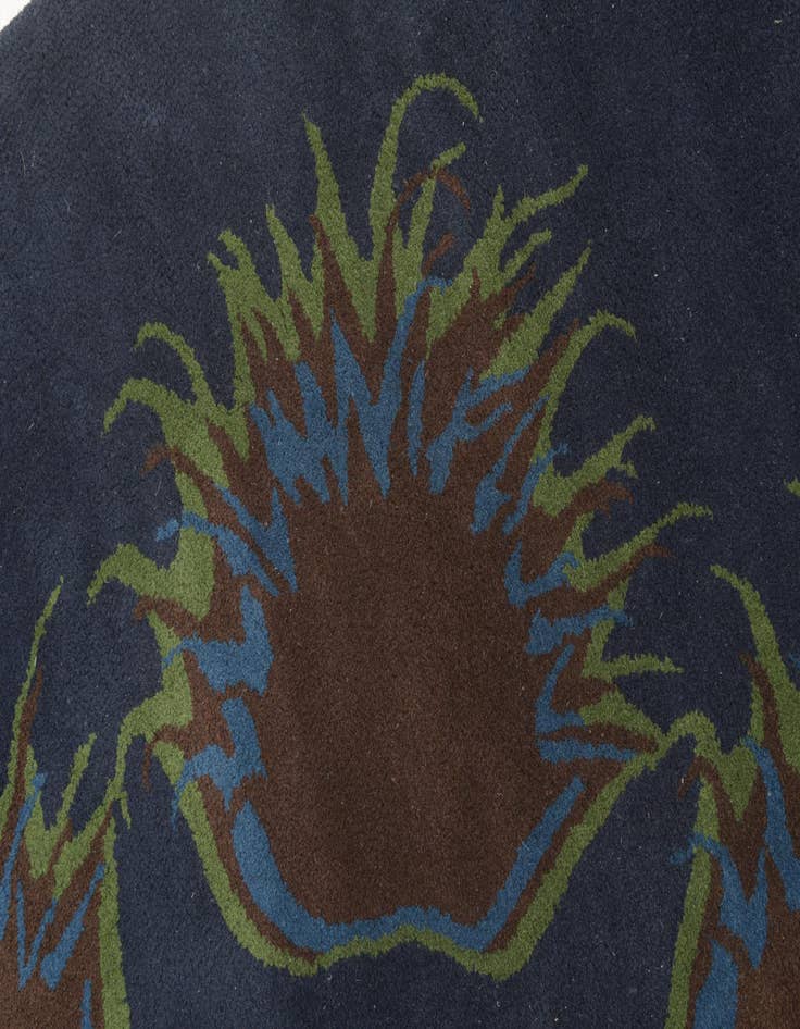 Detail image of 7' 6 x 7' 7 Luna Square Rug