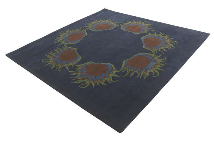 7' 5 x 7' 7 Luna Square Rug