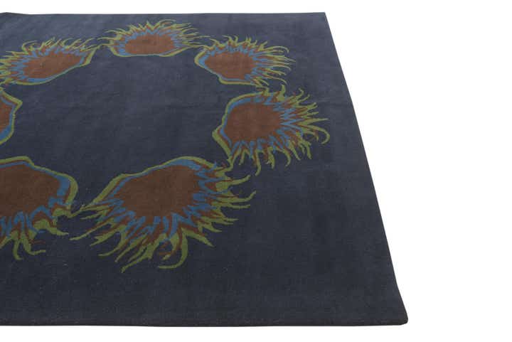 7' 5 x 7' 7 Luna Square Rug