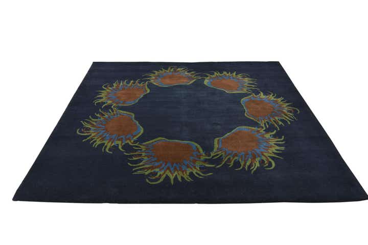 7' 6 x 7' 7 Luna Square Rug