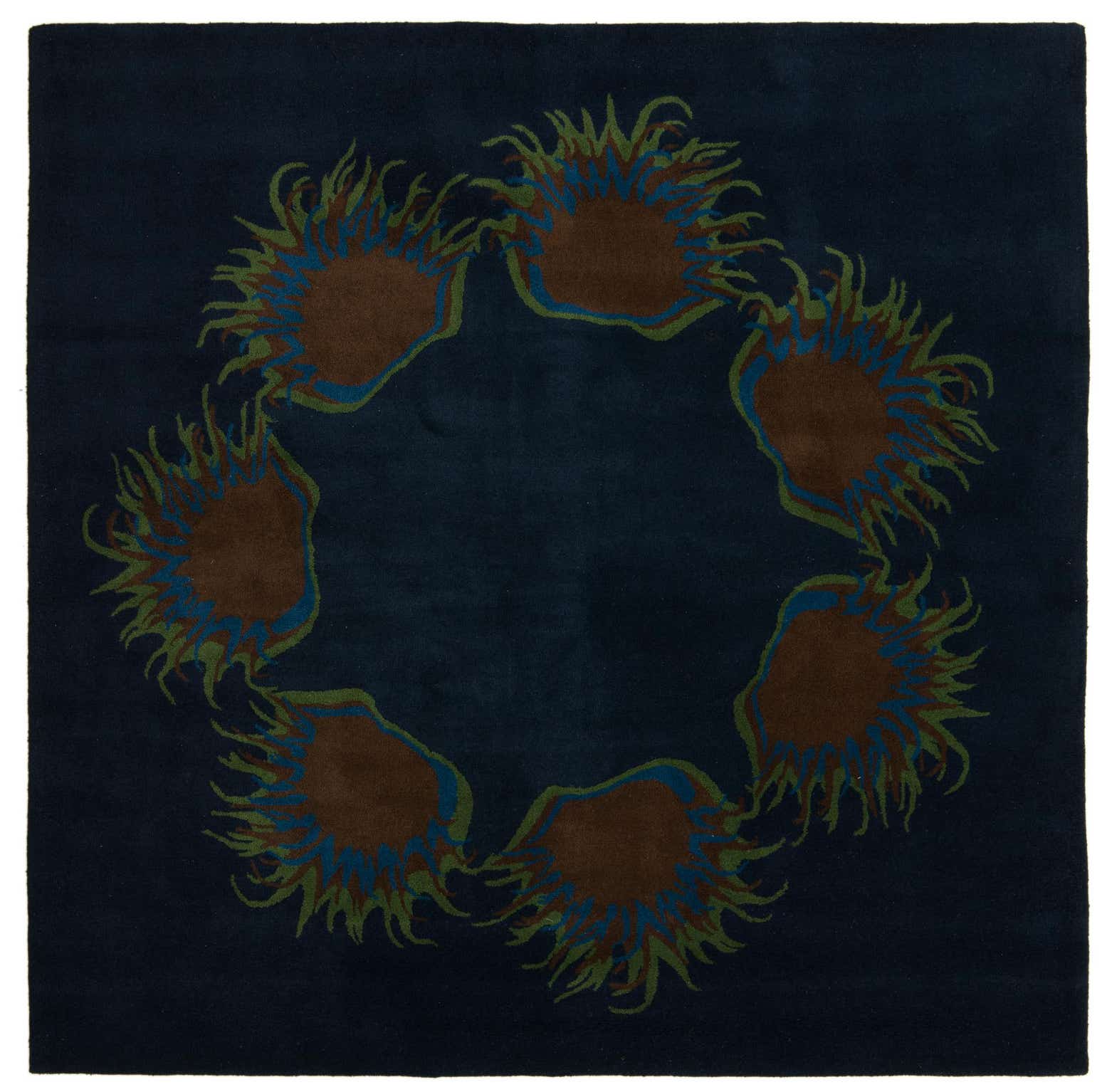 7' 6 x 7' 7 Luna Square Rug