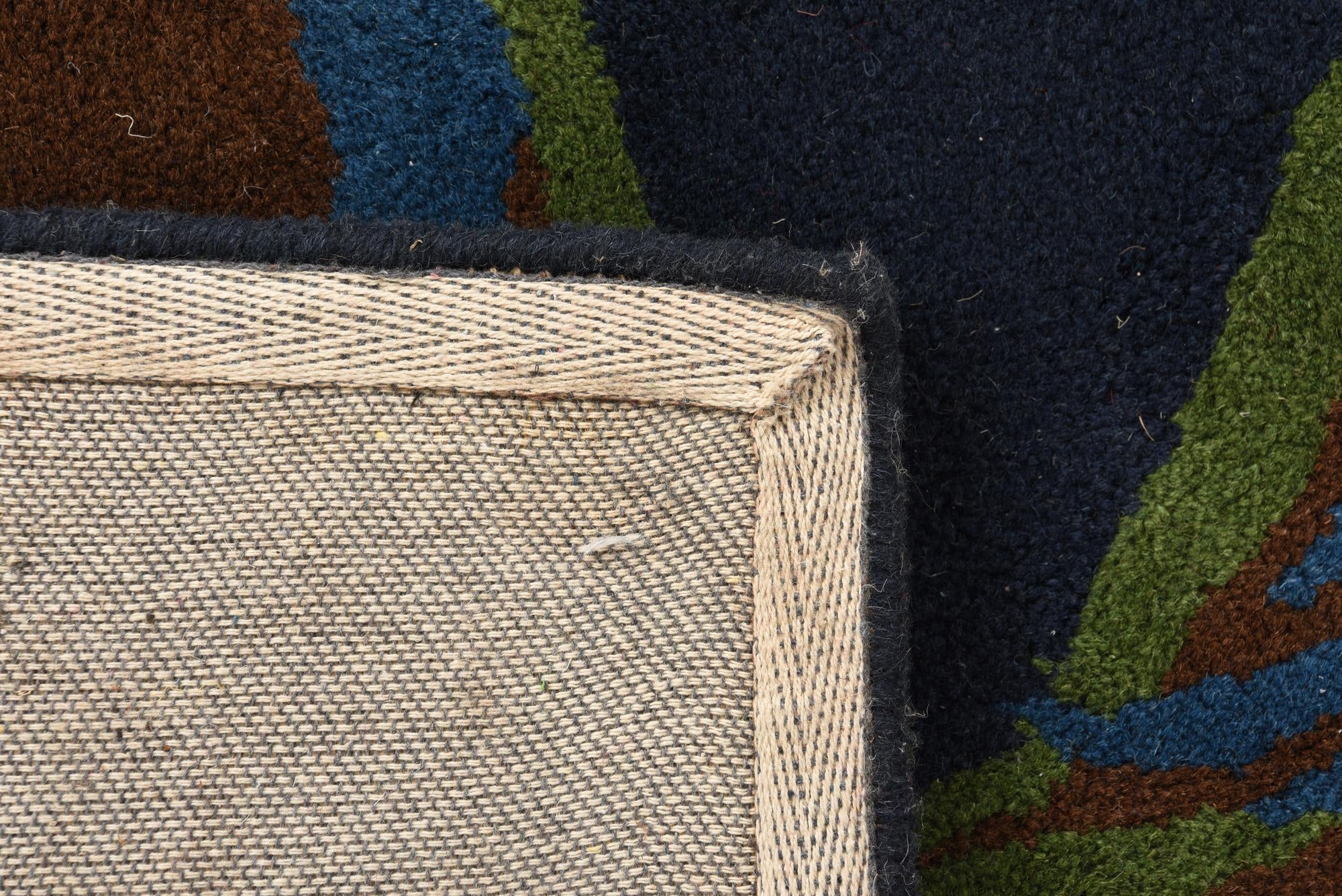 7' 7 x 7' 7 Luna Square Rug