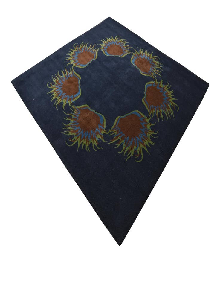 Detail image of 7' 6 x 7' 6 Luna Square Rug