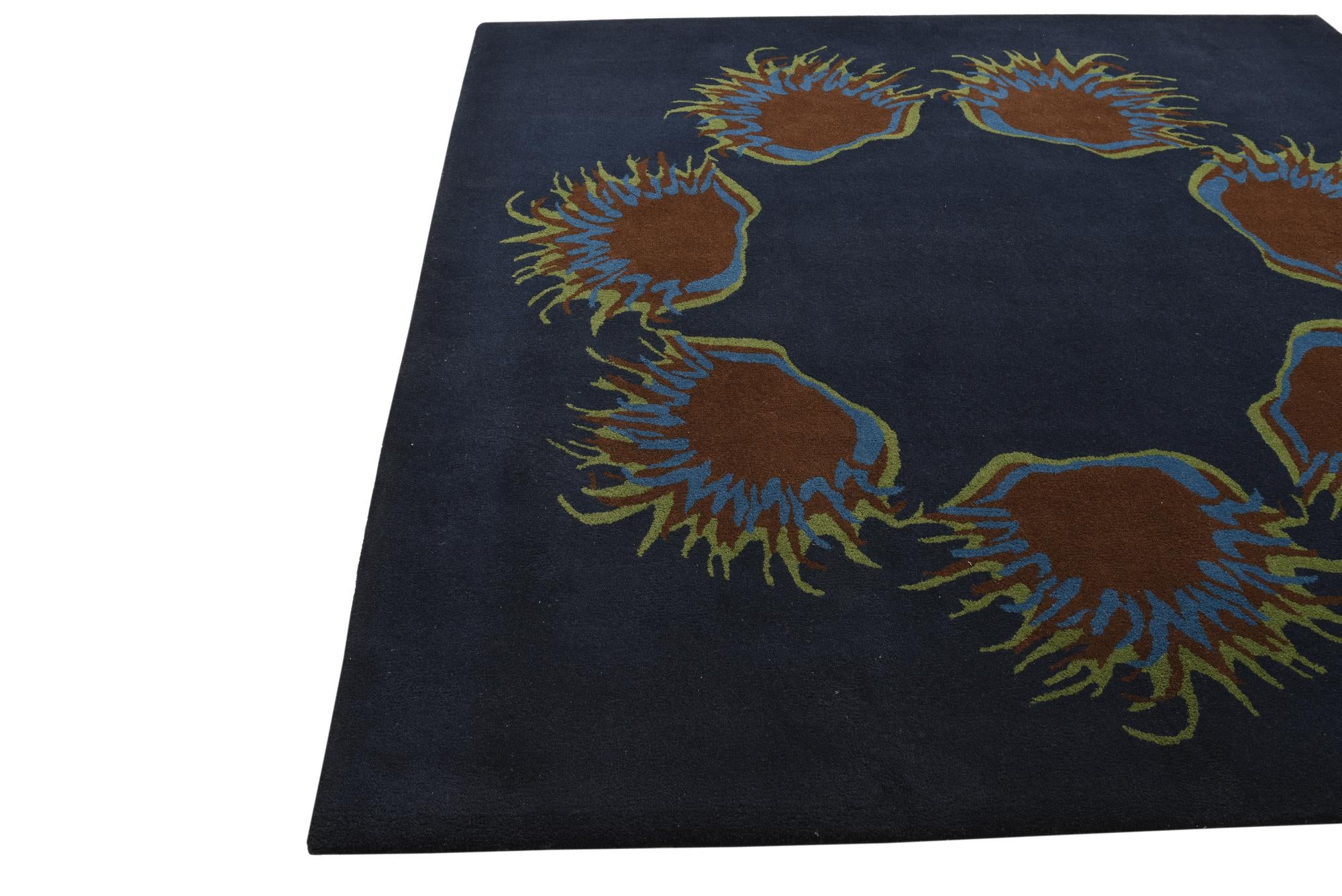 7' 4 x 7' 7 Luna Square Rug