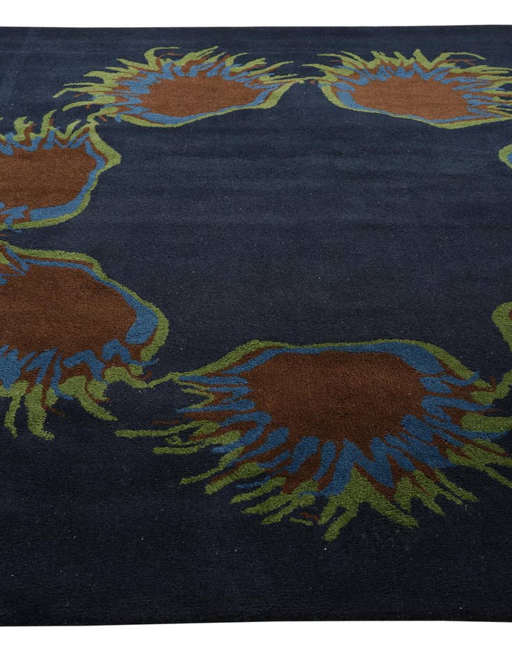 Detail image of 7' 6 x 7' 7 Luna Square Rug