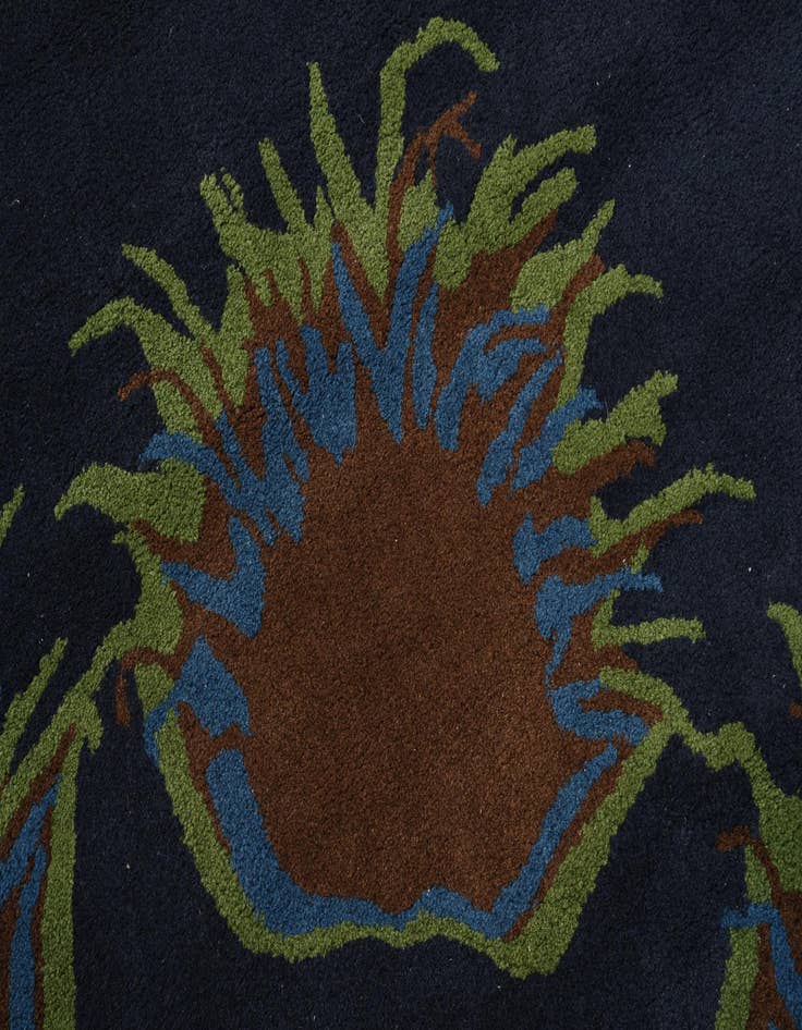 Detail image of 7' 6 x 7' 7 Luna Square Rug