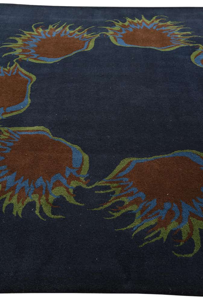 7' 6 x 7' 8 Luna Square Rug