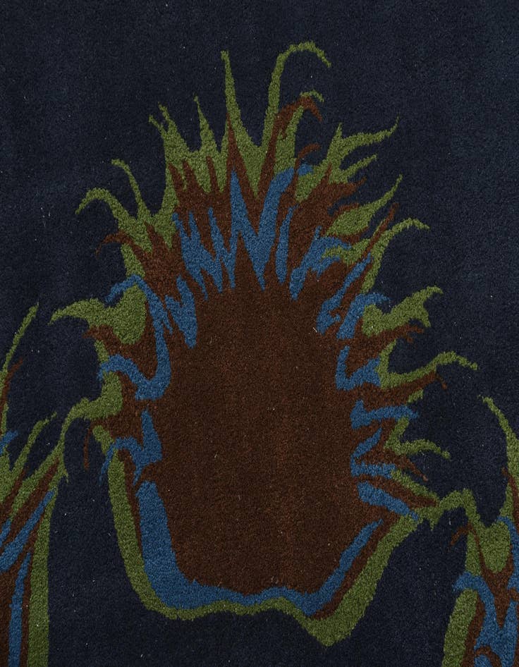 Detail image of 7' 6 x 7' 8 Luna Square Rug