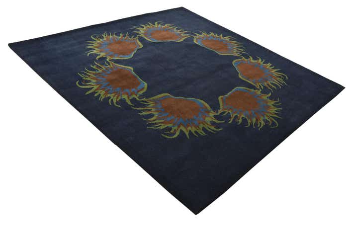 7' 7 x 7' 7 Luna Square Rug