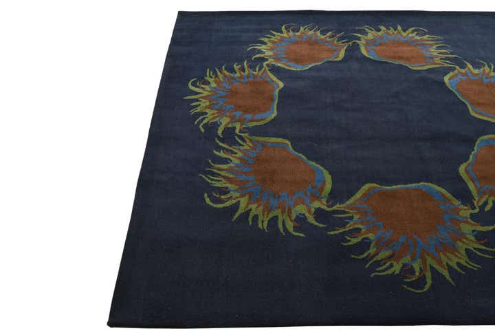 7' 7 x 7' 7 Luna Square Rug