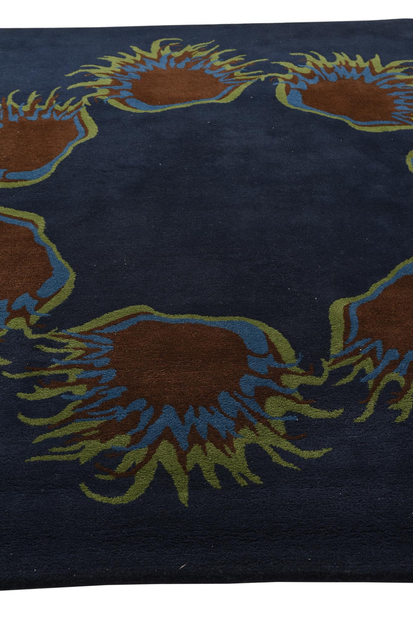7' 6 x 7' 7 Luna Square Rug