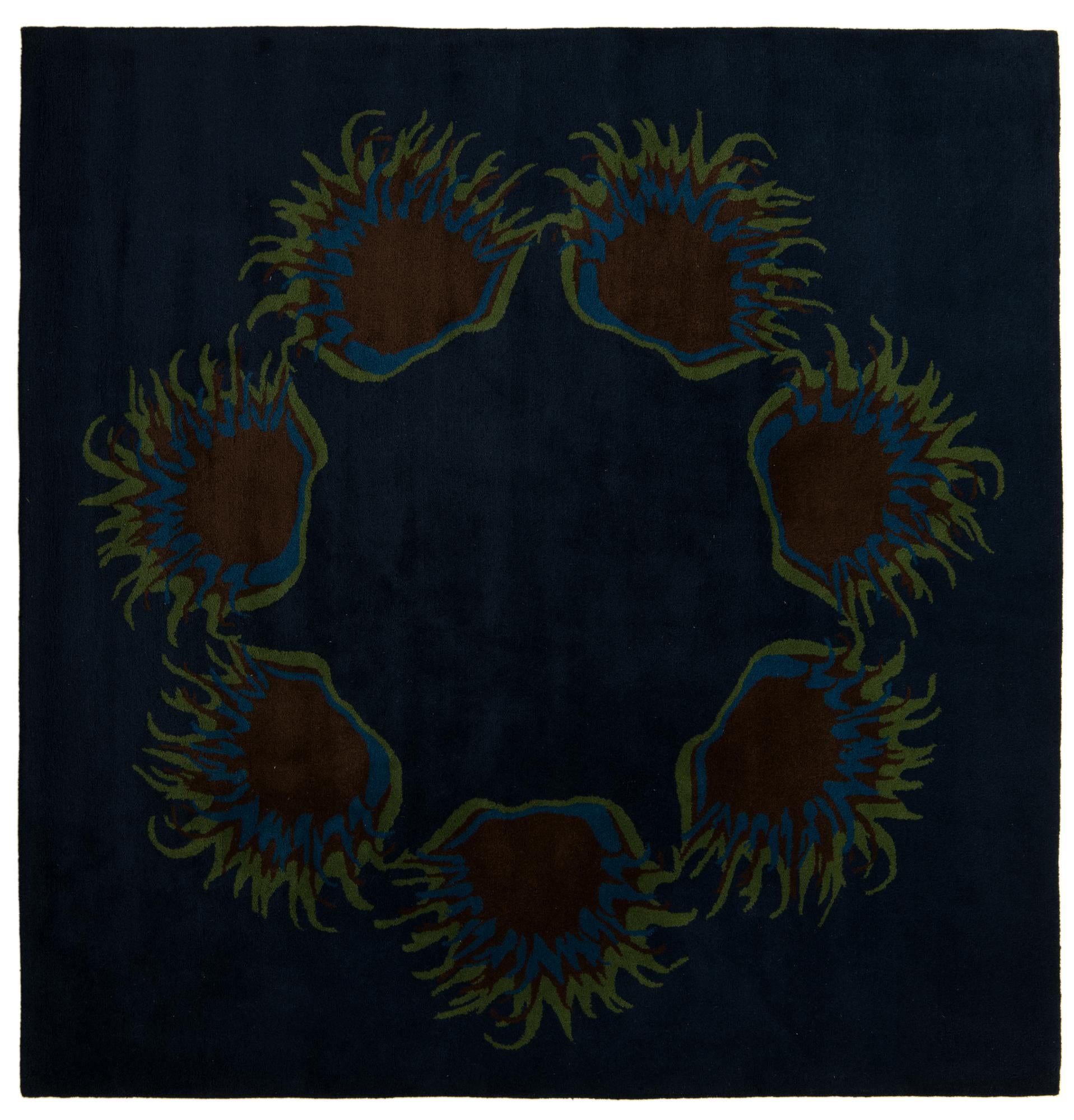 7' 6 x 7' 7 Luna Square Rug