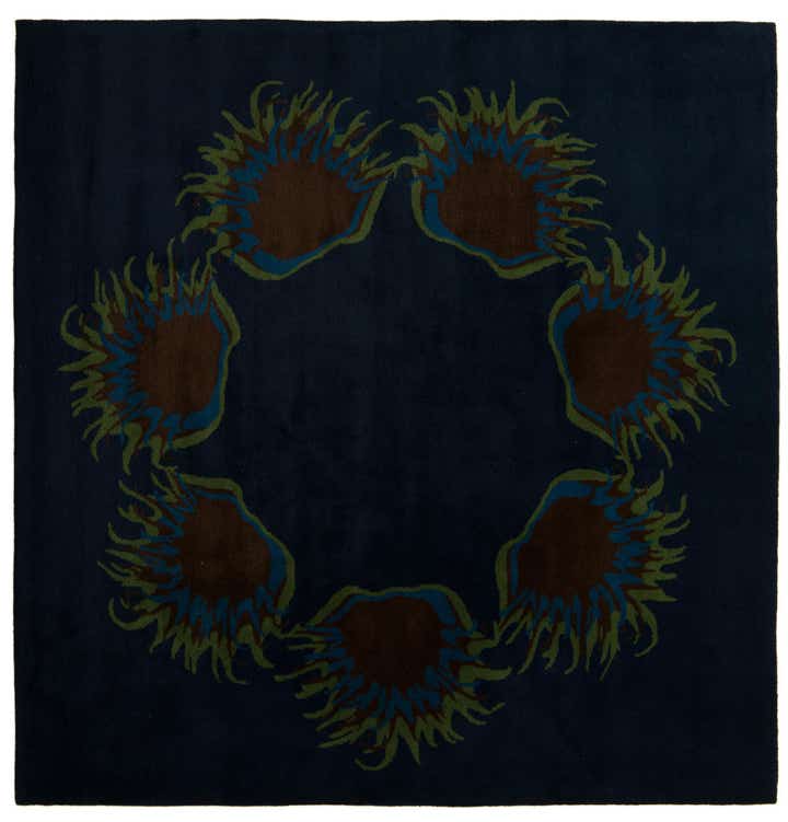 7' 6 x 7' 7 Luna Square Rug