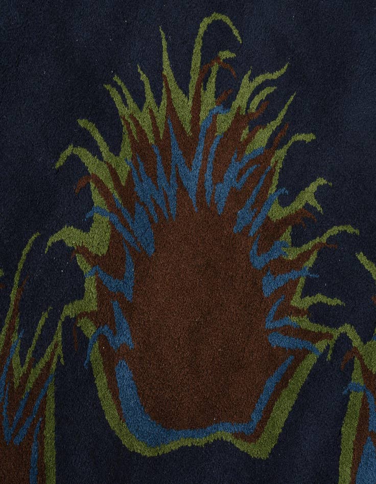 Detail image of 7' 6 x 7' 6 Luna Square Rug