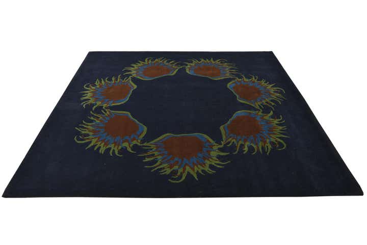 7' 7 x 7' 7 Luna Square Rug