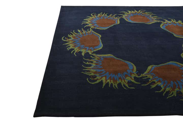 7' 7 x 7' 7 Luna Square Rug