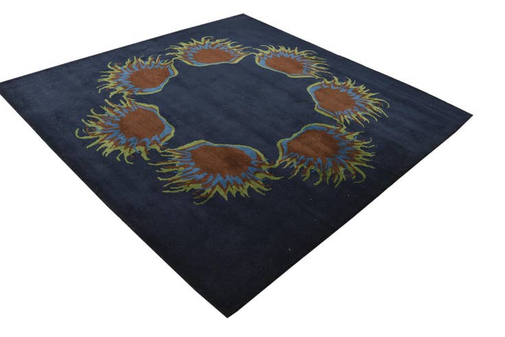 Detail image of 7' 5 x 7' 6 Luna Square Rug