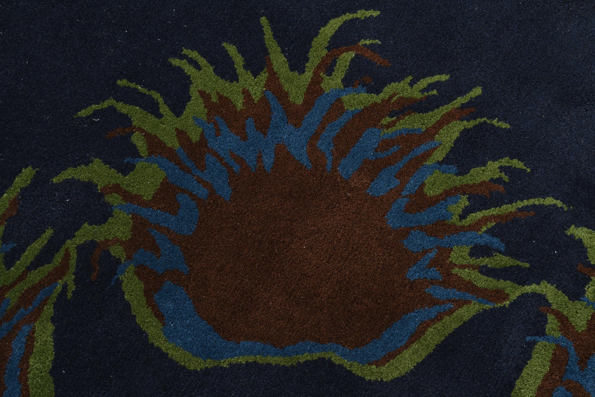 7' 5 x 7' 6 Luna Square Rug