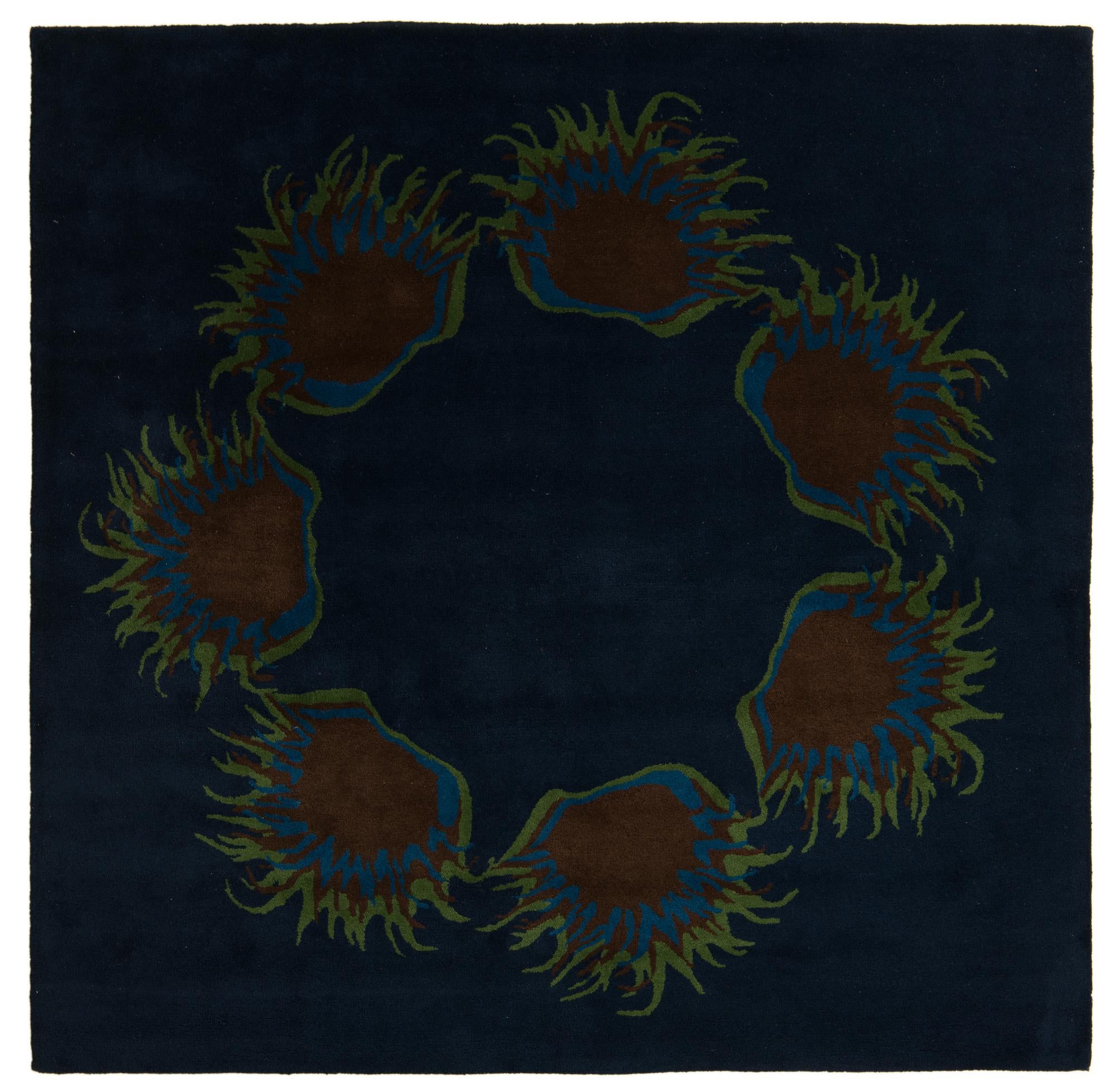 7' 5 x 7' 6 Luna Square Rug