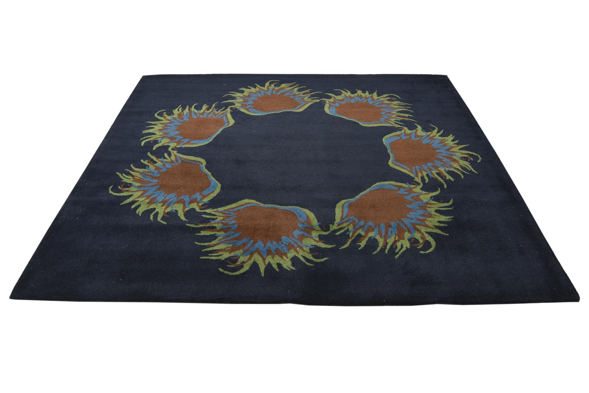 7' 5 x 7' 7 Luna Square Rug