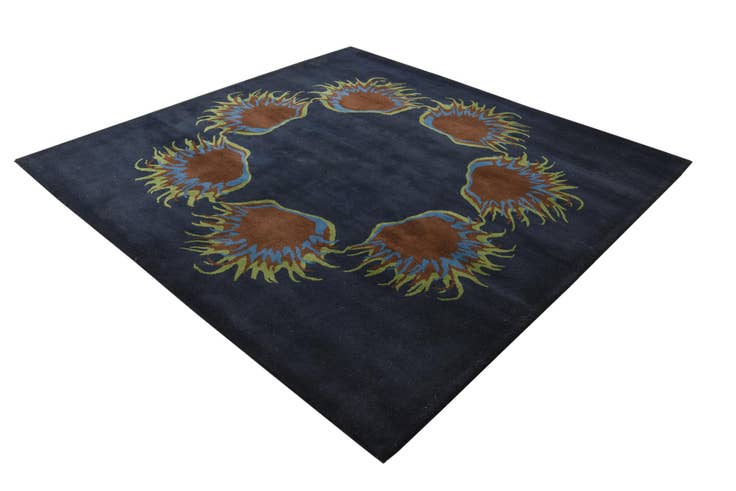 Detail image of 7' 6 x 7' 8 Luna Square Rug