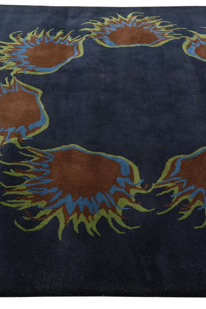 7' 6 x 7' 8 Luna Square Rug