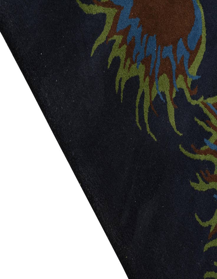 Detail image of 7' 6 x 7' 8 Luna Square Rug