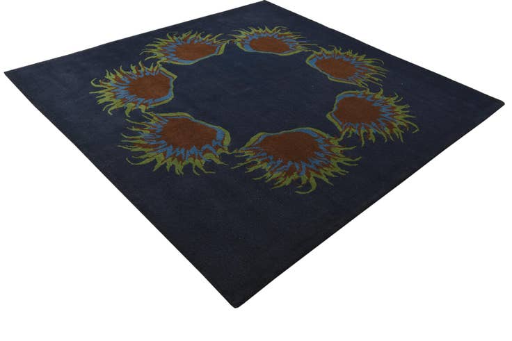 Detail image of 7' 6 x 7' 7 Luna Square Rug