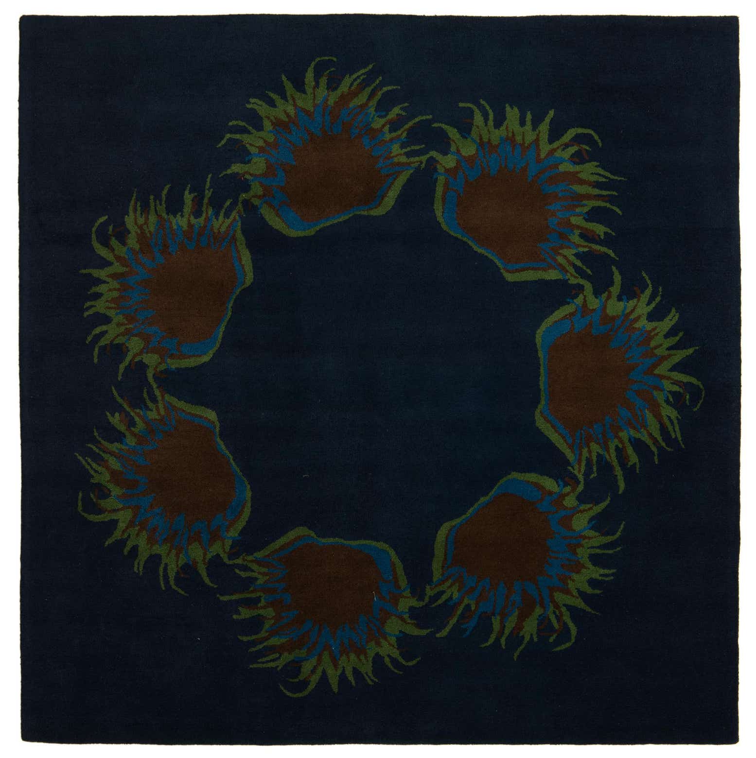 7' 6 x 7' 7 Luna Square Rug