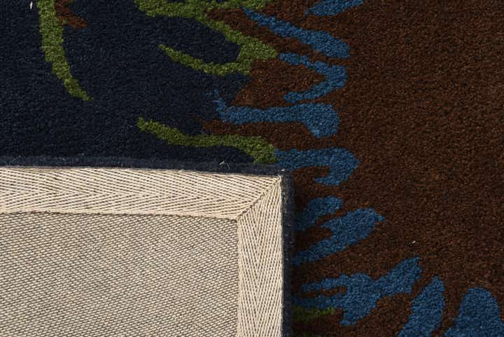 7' 5 x 7' 6 Luna Square Rug
