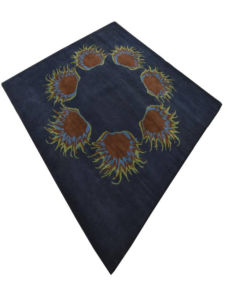 Detail image of 7' 6 x 7' 7 Luna Square Rug