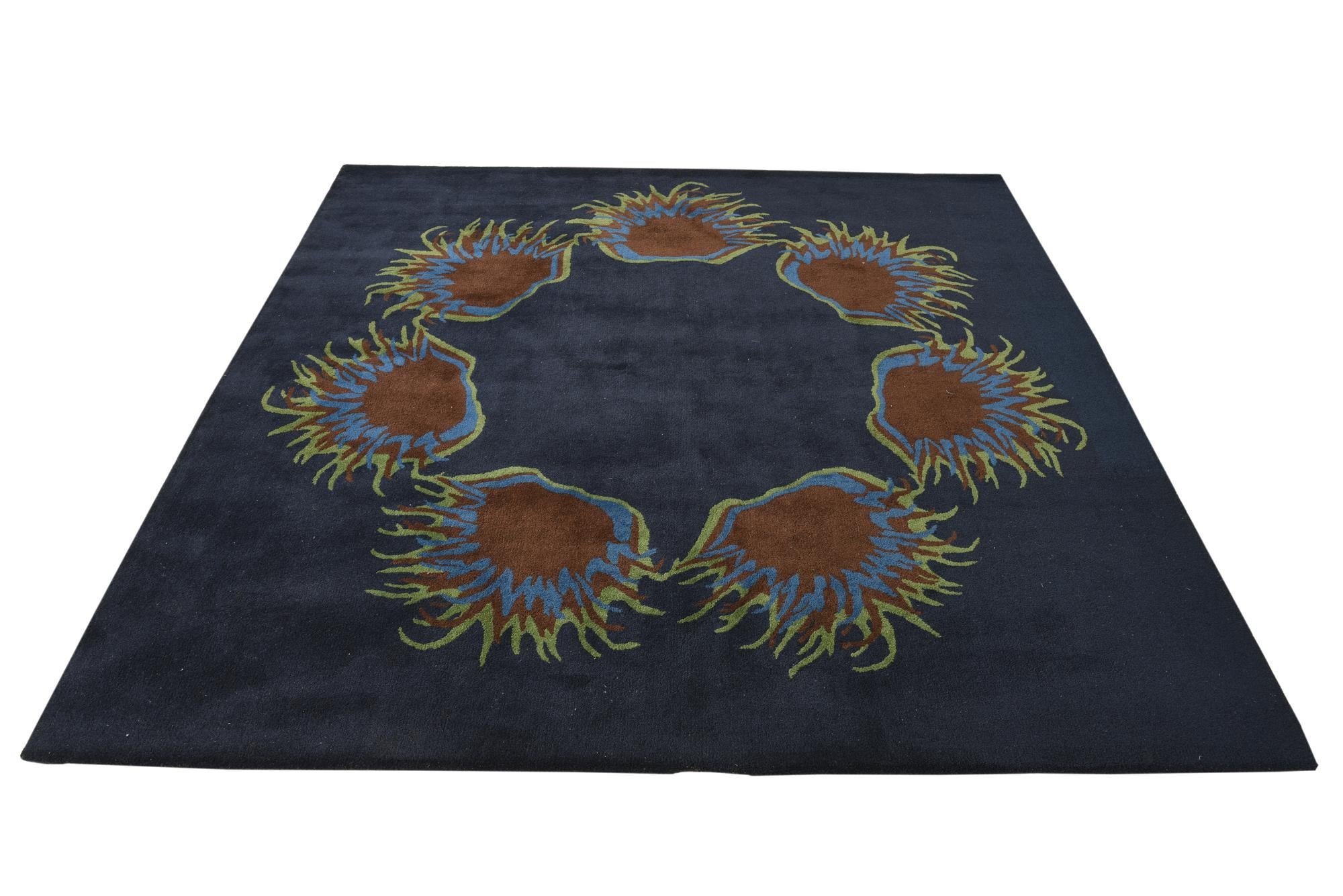 7' 7 x 7' 7 Luna Square Rug