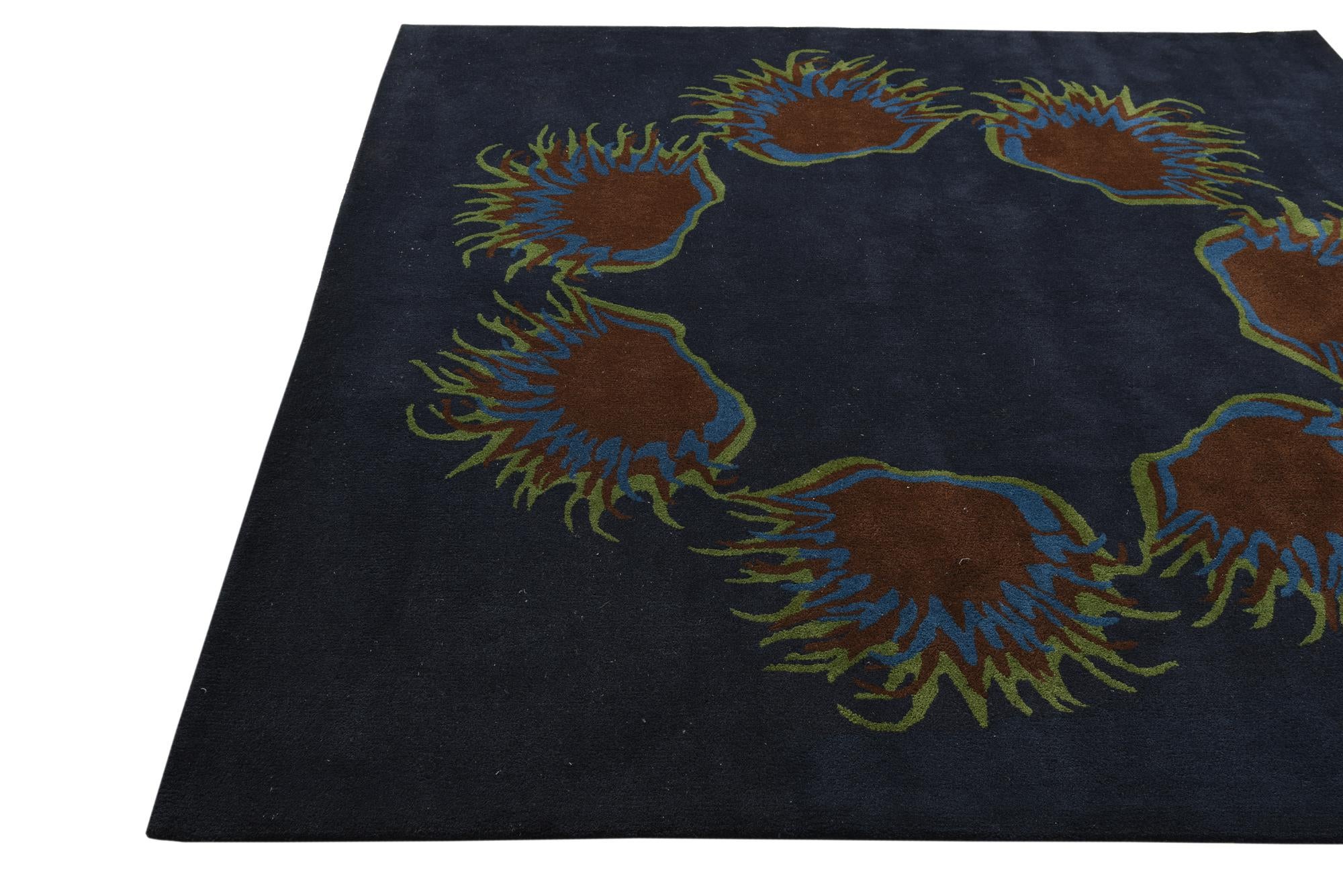 7' 7 x 7' 7 Luna Square Rug