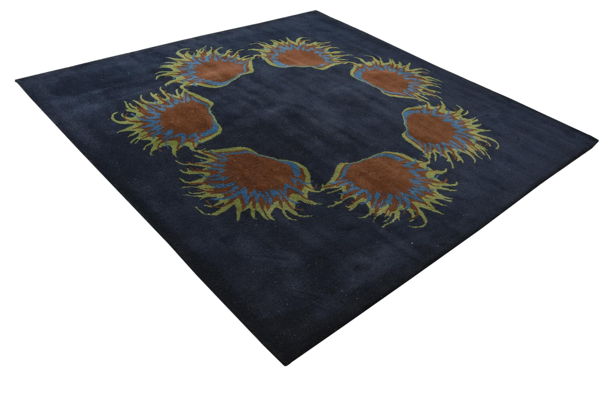 7' 6 x 7' 7 Luna Square Rug