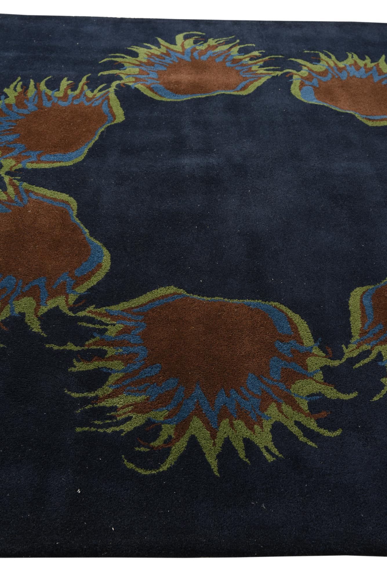 7' 6 x 7' 7 Luna Square Rug