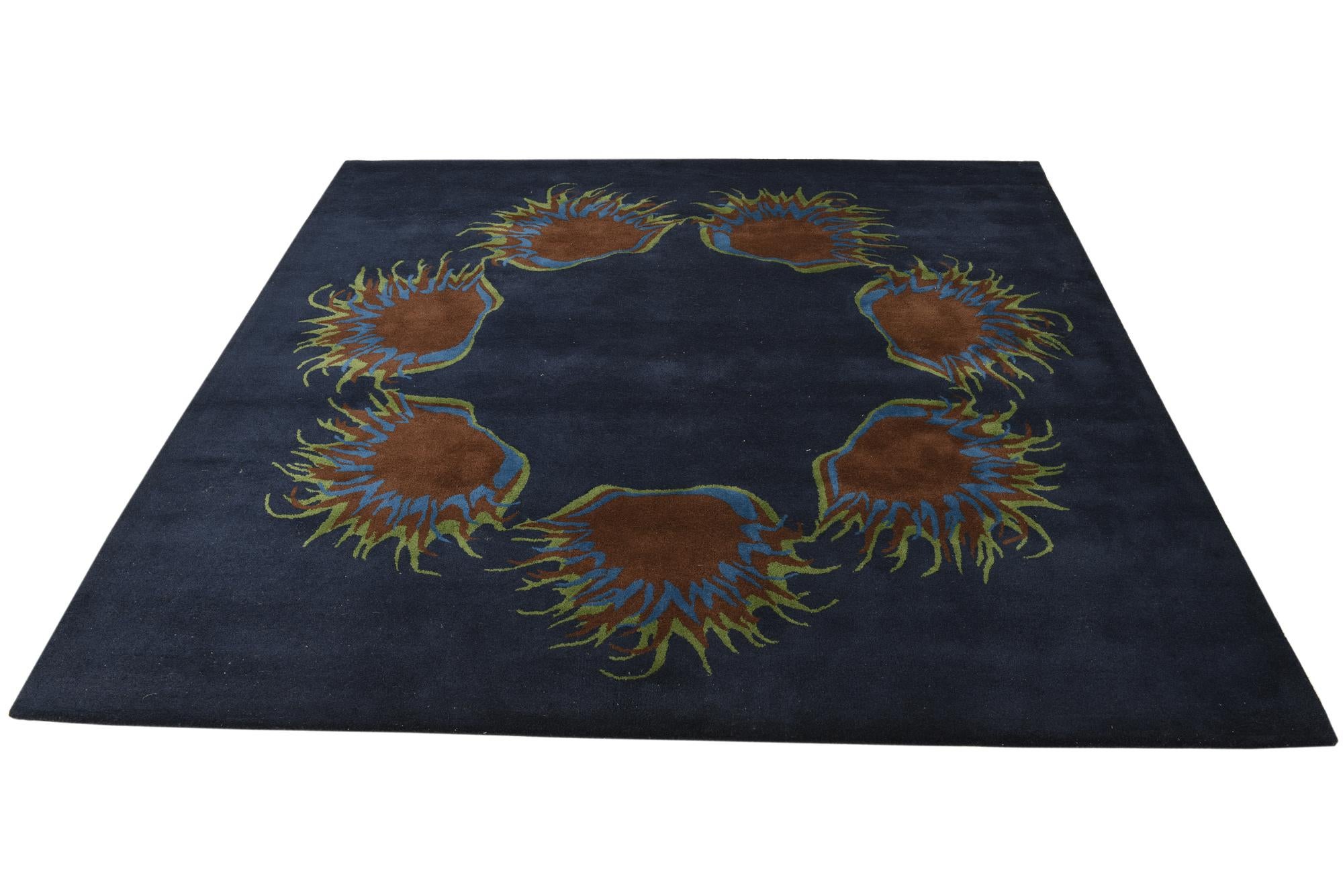 7' 5 x 7' 7 Luna Square Rug