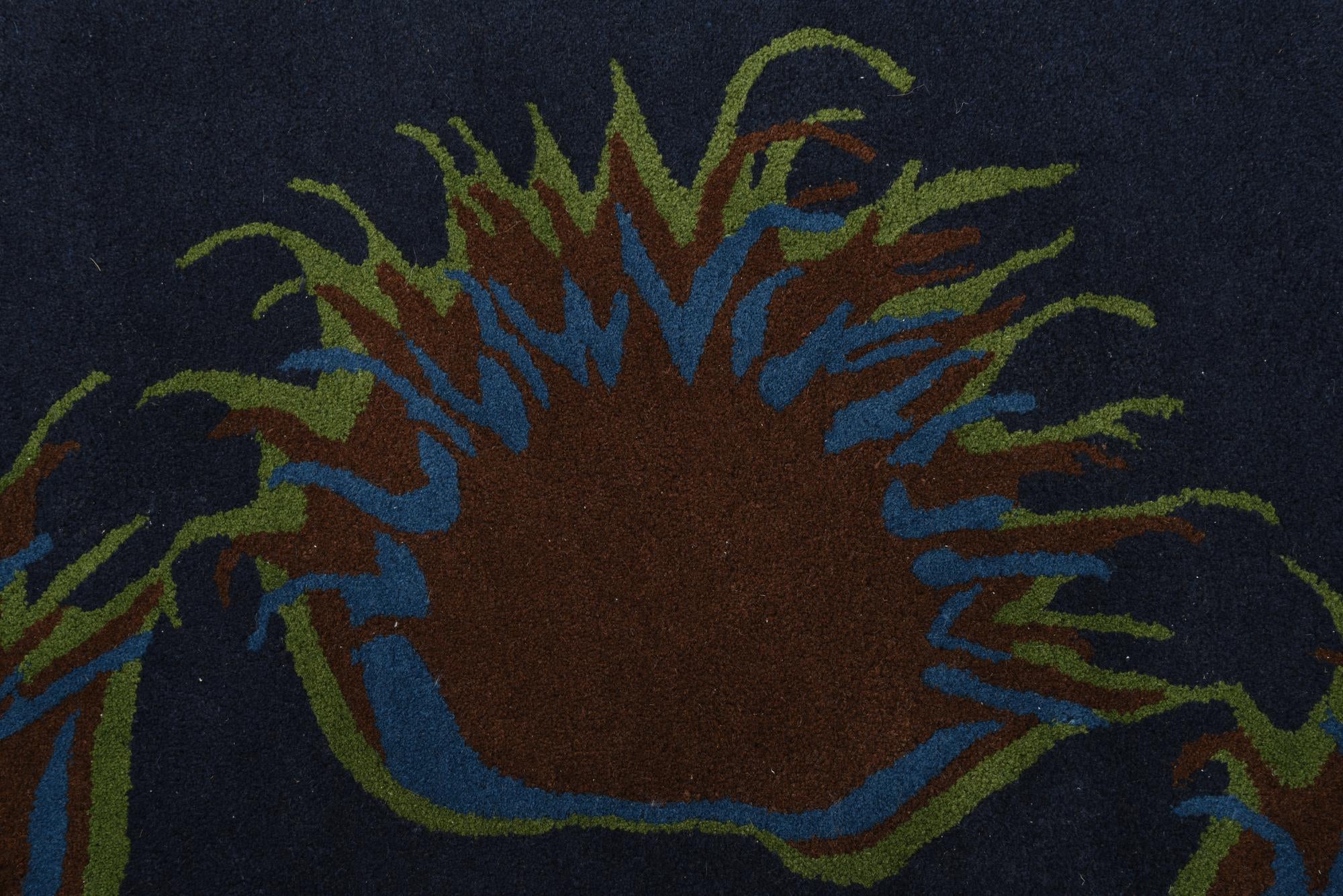 7' 5 x 7' 7 Luna Square Rug