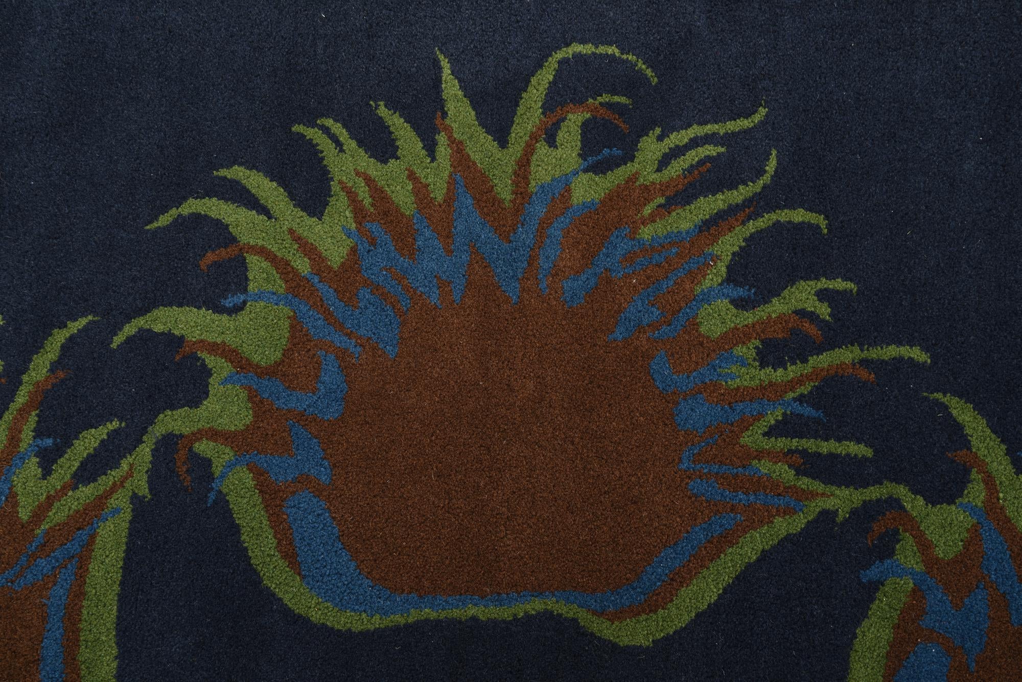 7' 6 x 7' 7 Luna Square Rug