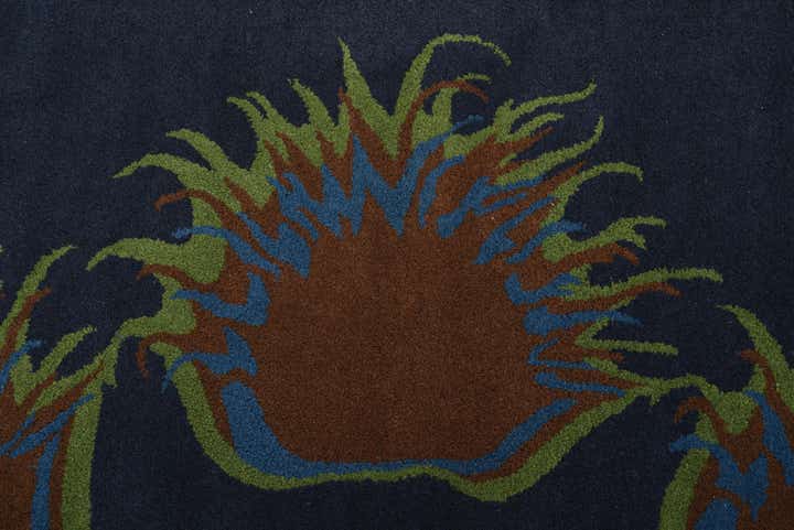 7' 6 x 7' 7 Luna Square Rug