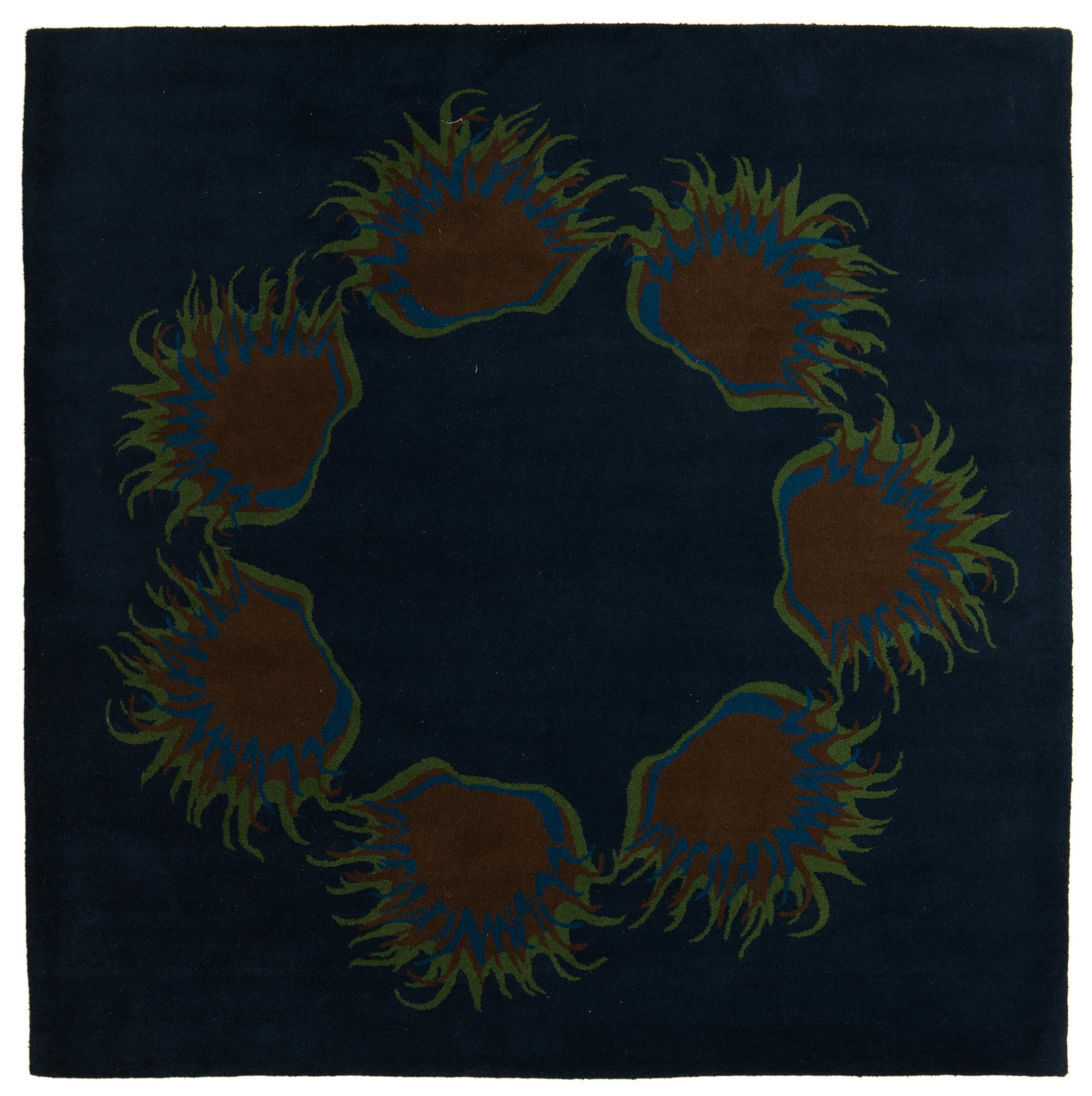7' 6 x 7' 7 Luna Square Rug