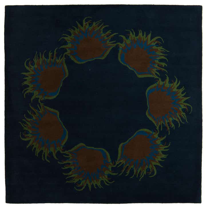 7' 6 x 7' 7 Luna Square Rug