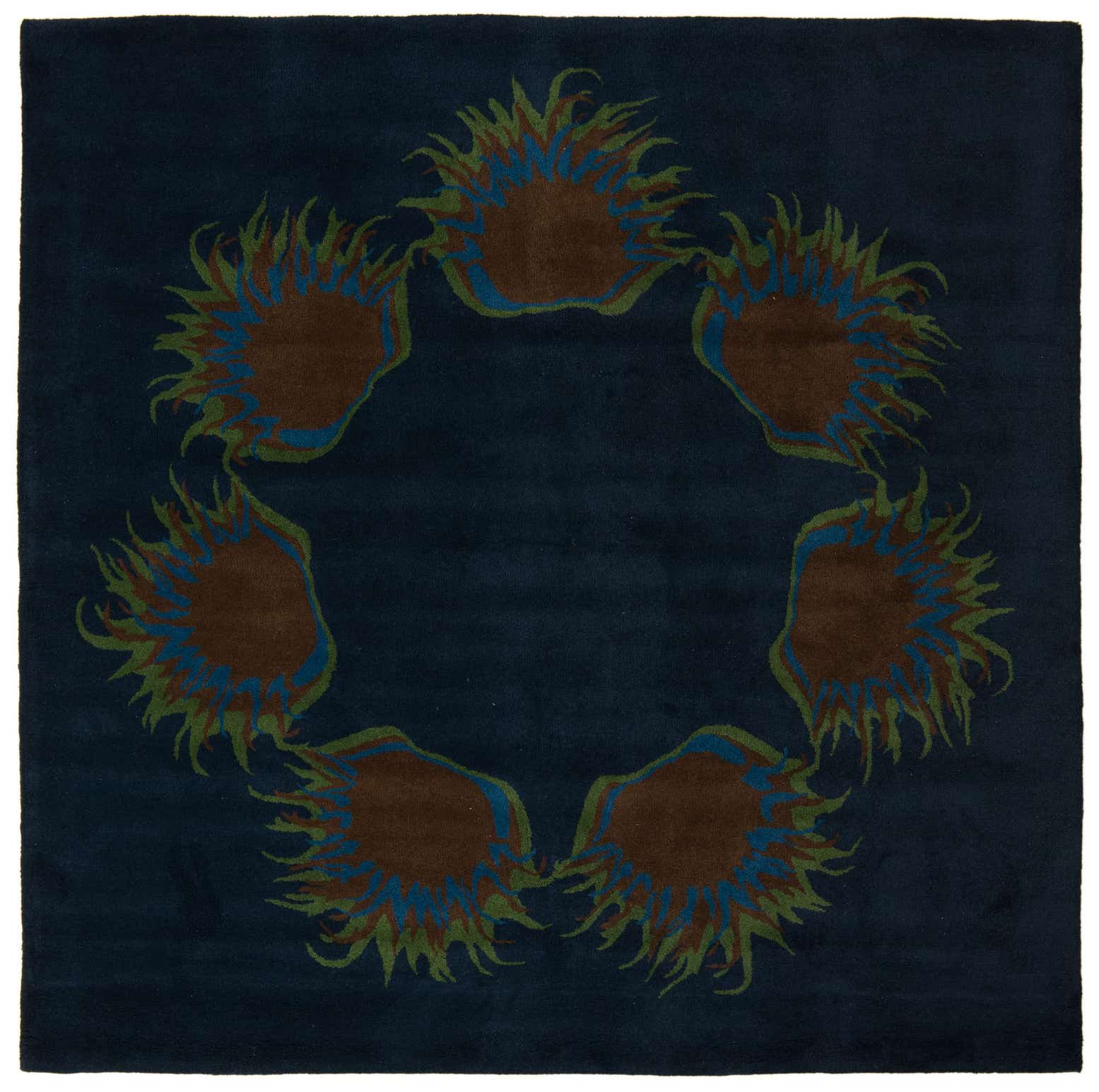 7' 6 x 7' 7 Luna Square Rug
