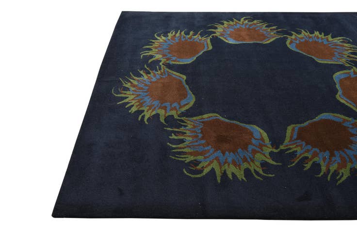 Detail image of 7' 6 x 7' 7 Luna Square Rug