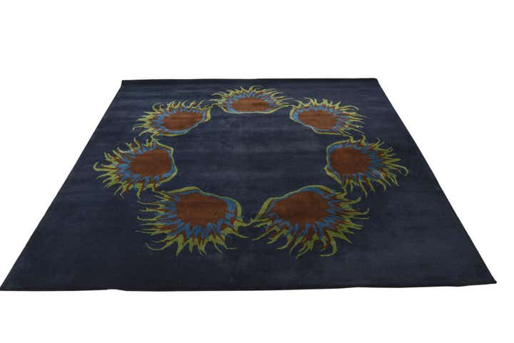 7' 5 x 7' 7 Luna Square Rug