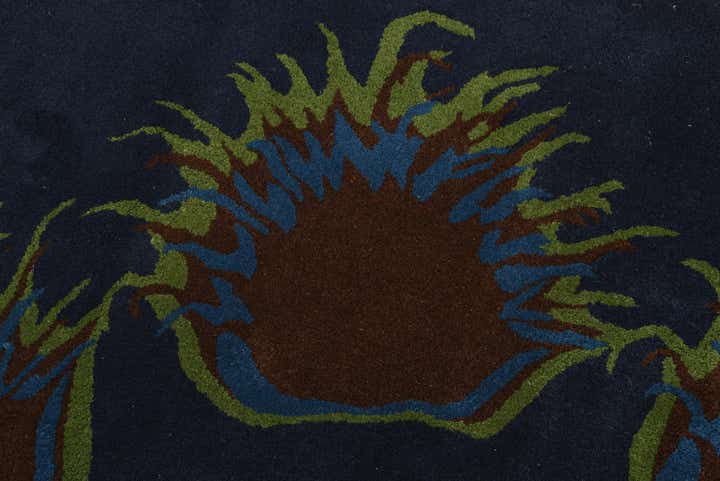 7' 5 x 7' 7 Luna Square Rug