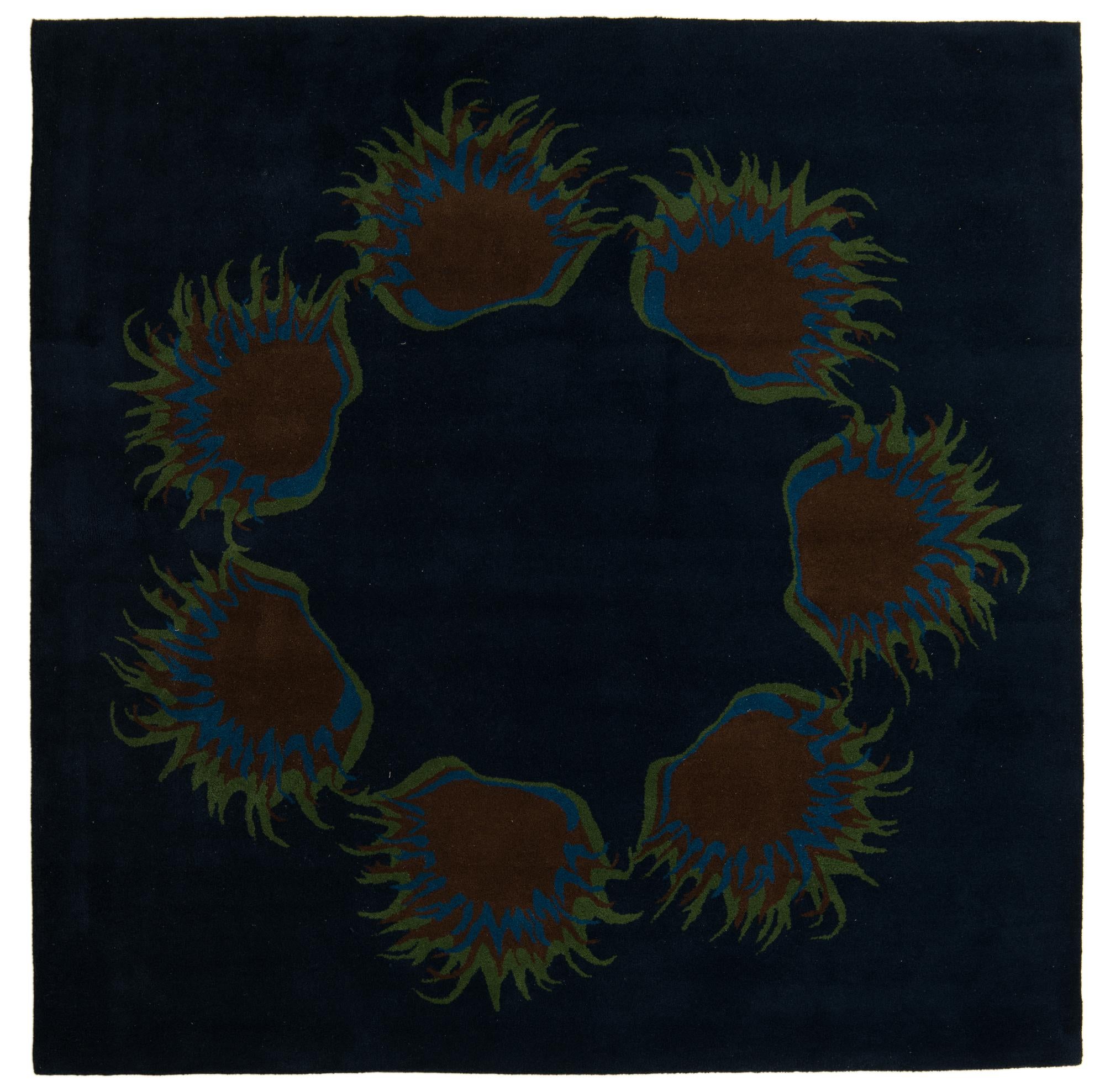 7' 6 x 7' 7 Luna Square Rug