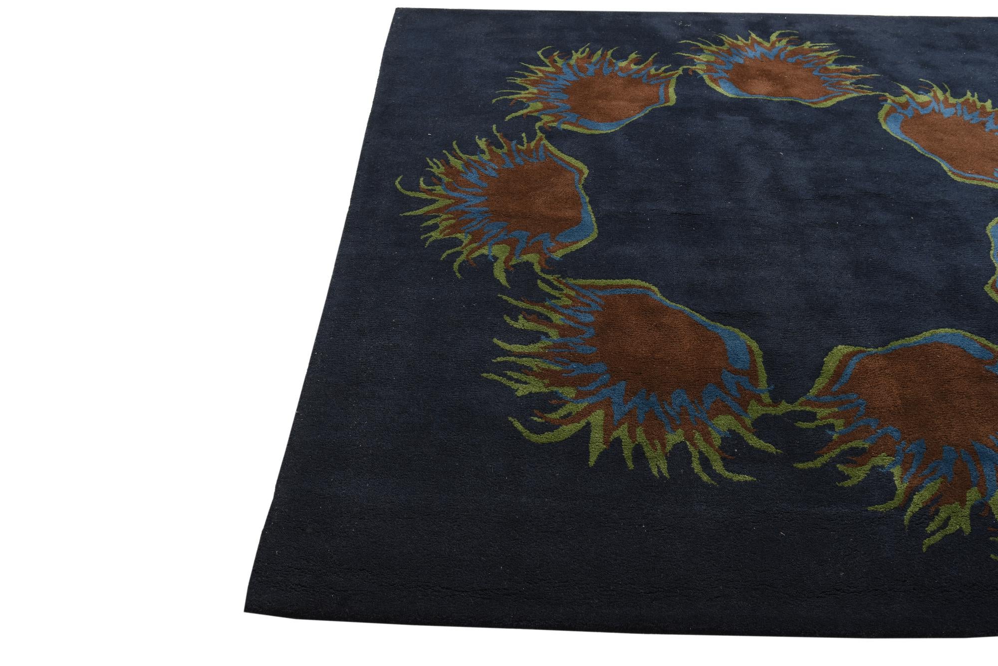 7' 3 x 7' 6 Luna Square Rug
