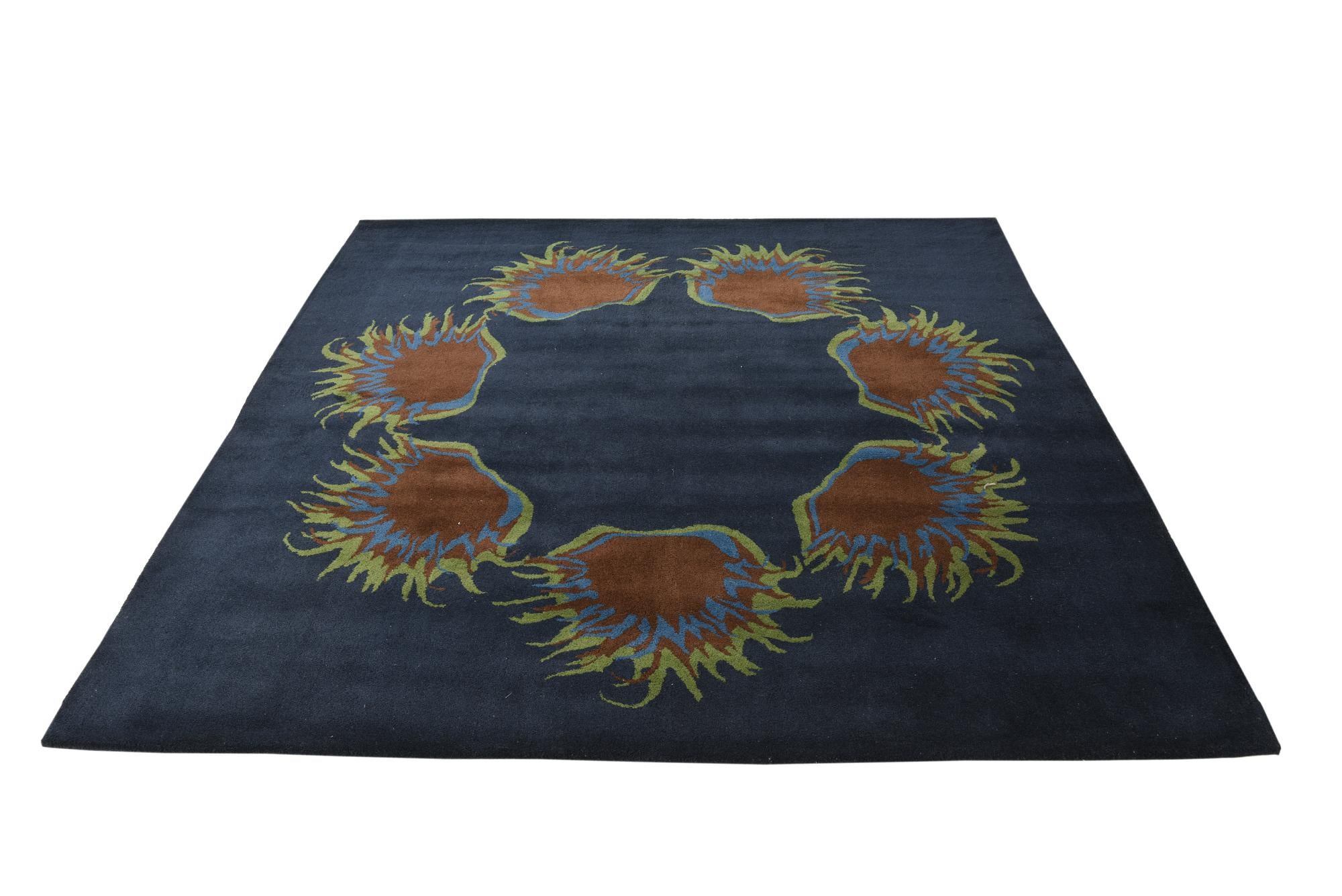 7' 6 x 7' 7 Luna Square Rug