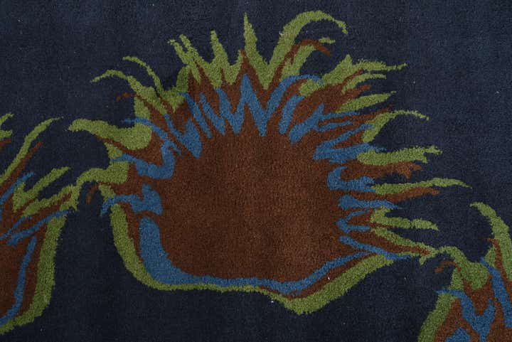 7' 6 x 7' 7 Luna Square Rug